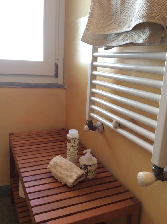 Bed and Breakfast Piazzetta Consolata Turin Zimmer foto