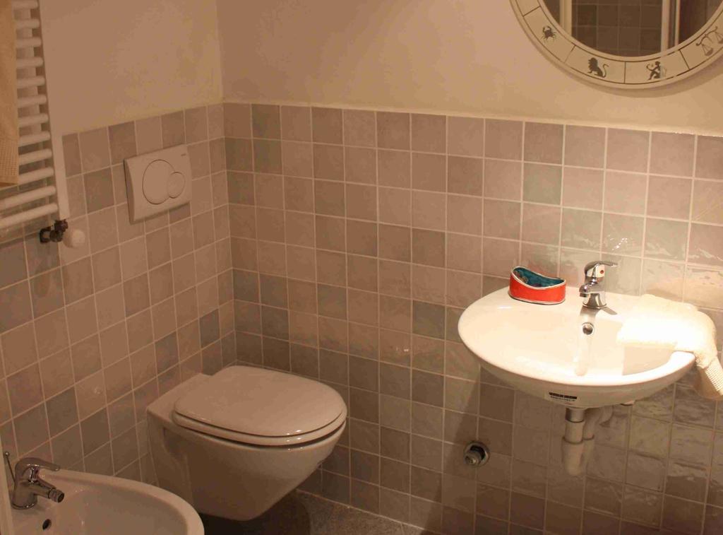 Bed and Breakfast Piazzetta Consolata Turin Exterior foto